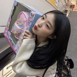 Meet your Posher, Aj